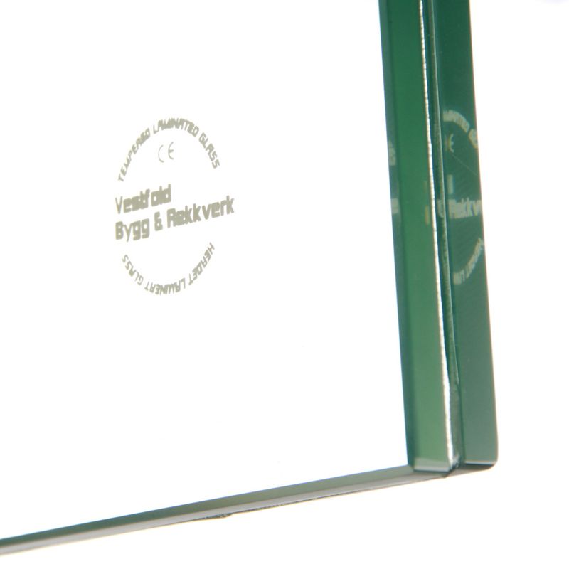 Herdet laminert glass 16,76mm